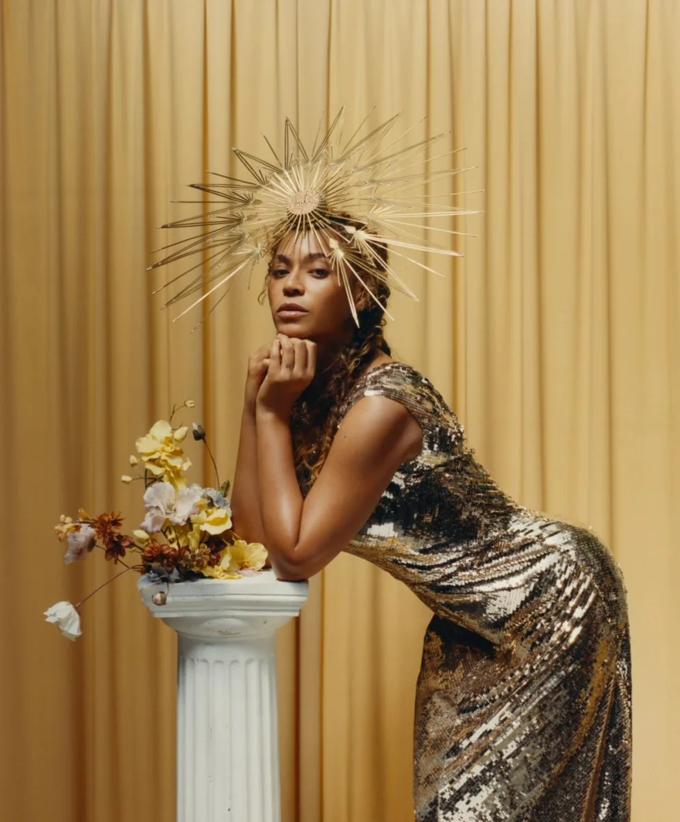Top 10 Fashion, Editorial & Portrait Photographers to Follow